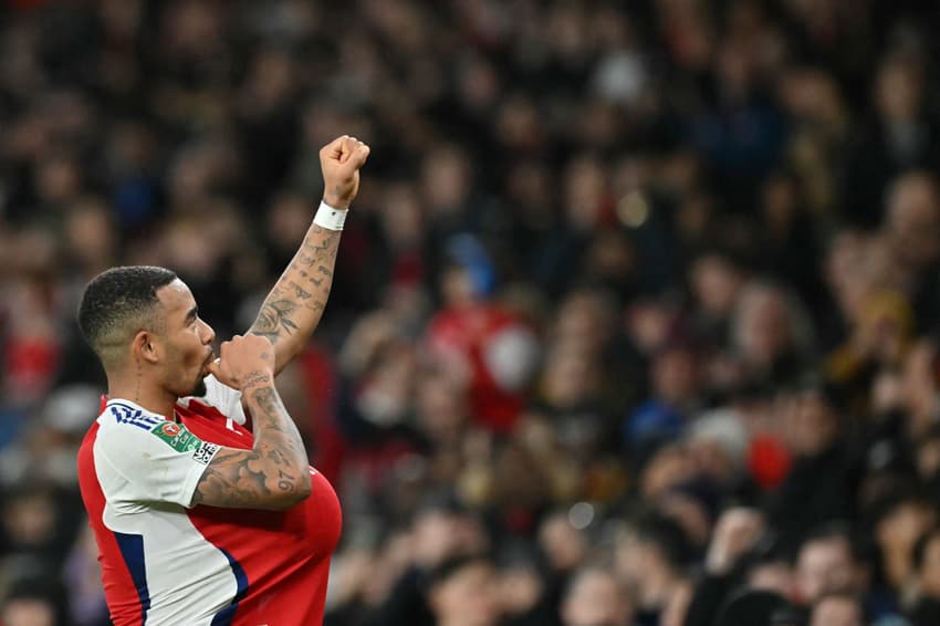 Gabriel Jesus comemora gol pelo Arsenal na Copa da Liga Inglesa (Foto: Glyn Kirk/AFP)