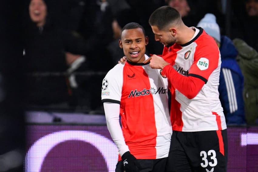 Igor Paixão, destaque do Feyenoord, comemora gol na Champions League (Foto: John Thys/AFP)