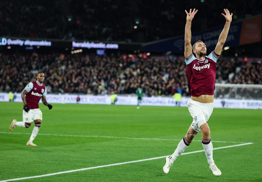 O West Ham visita o Bournemouth pela Premier League; confira os destaques dos jogos de hoje (Foto: Adrian Dennis / AFP)