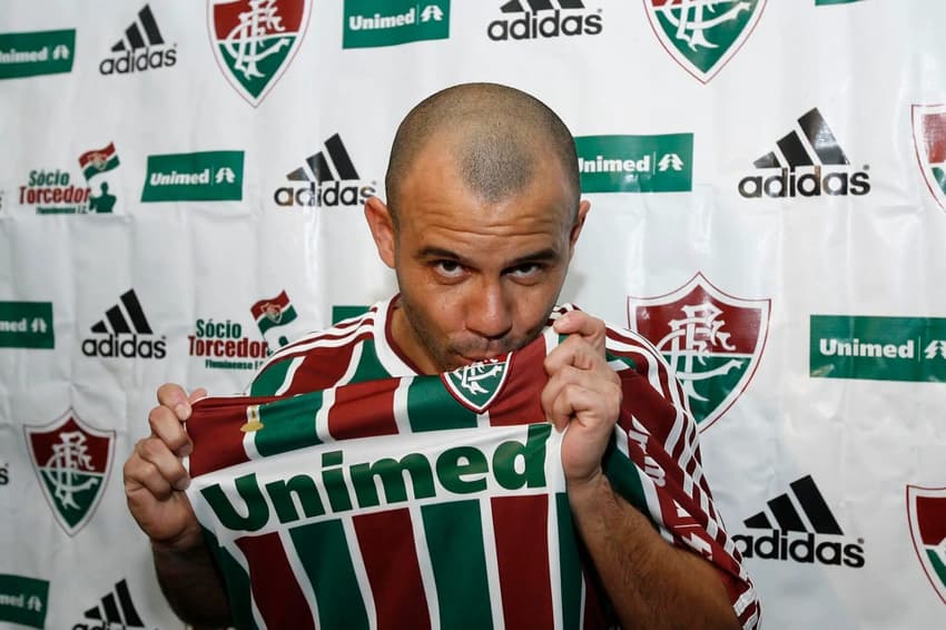 Por onde anda Roni, ex-atacante do Fluminense?