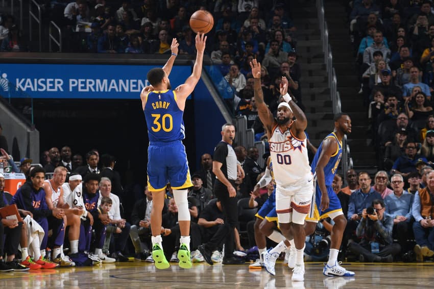 Phoenix Suns v Golden State Warriors