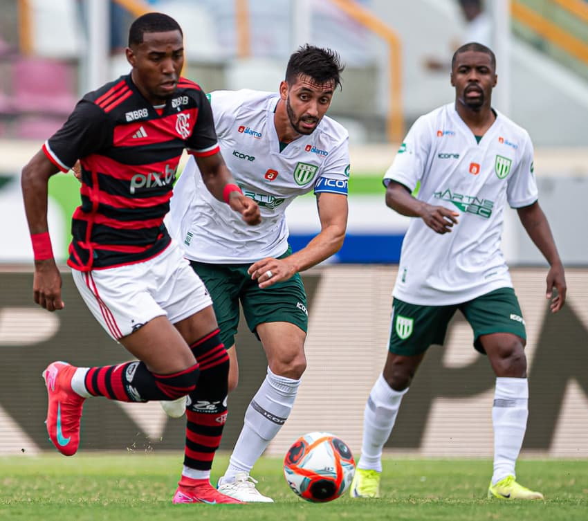 Lorran durante a partida do Flamengo contra o Boavista (Foto: Paula Reis/Flamengo)