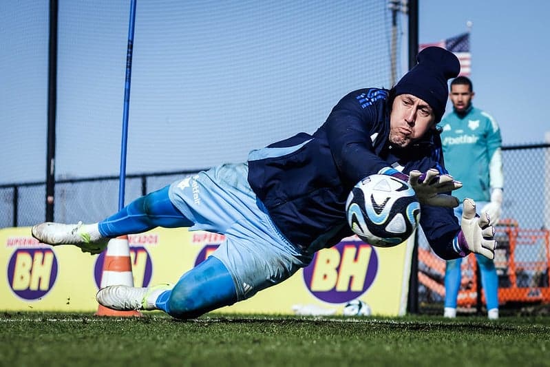 Goleiro Cássio, do Cruzeiro, em treino em Orlando (EUA) (Foto: Gustavo Aleixo/Cruzeiro)