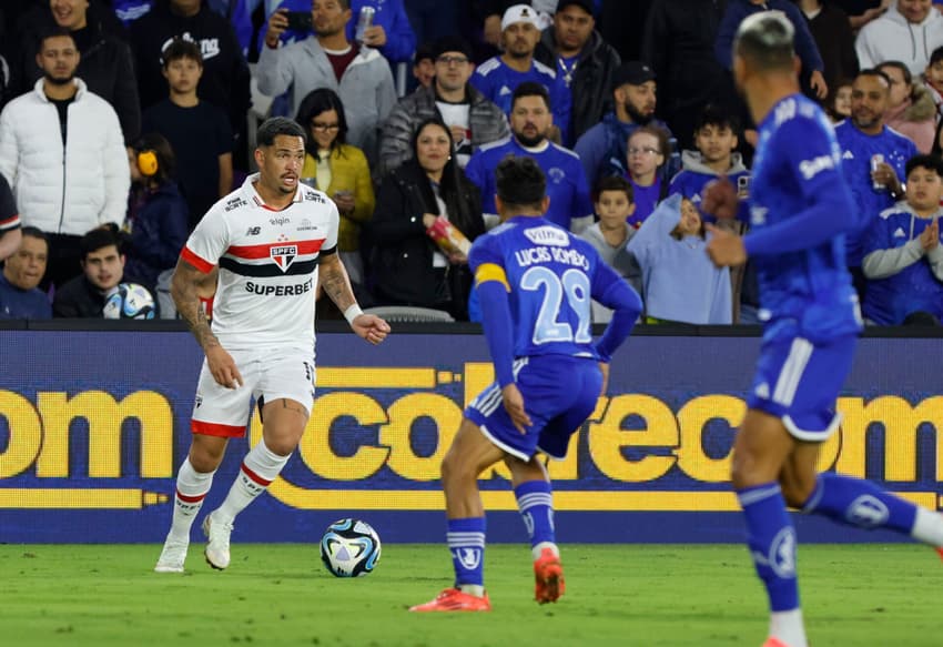 Luciano marcou o gol do São Paulo contra o Cruzeiro pela FC Series