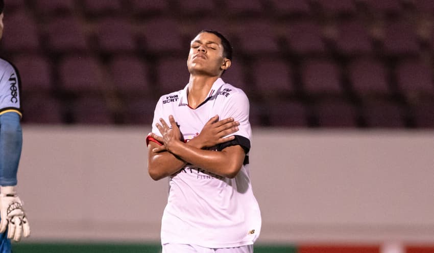 Ryan Francisco marcou os dois gols do São Paulo na classificação para a final da Copinha