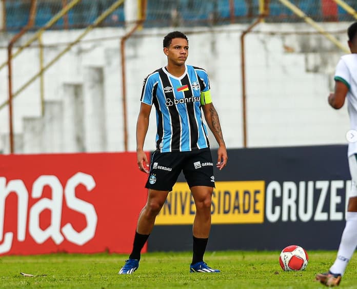 Viery passa a integrar elenco profissional do Grêmio na pré-temporada (Foto: Arquivo Pessoal)