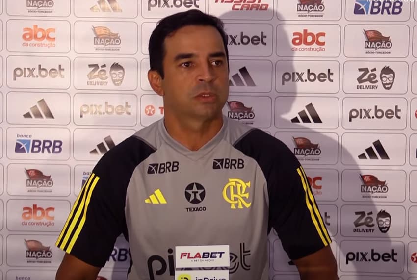 Cléber dos Santos após o empate do Flamengo com o Madureira (Foto: Reprodução/FlaTV)