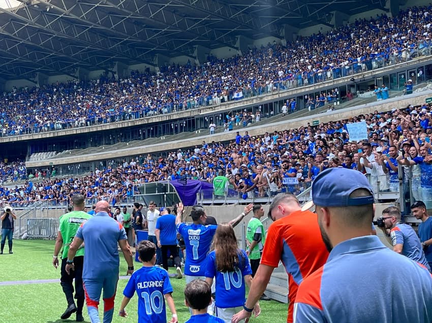 Dudu é apresentado pelo Cruzeiro (foto: Eduardo César da Silva)