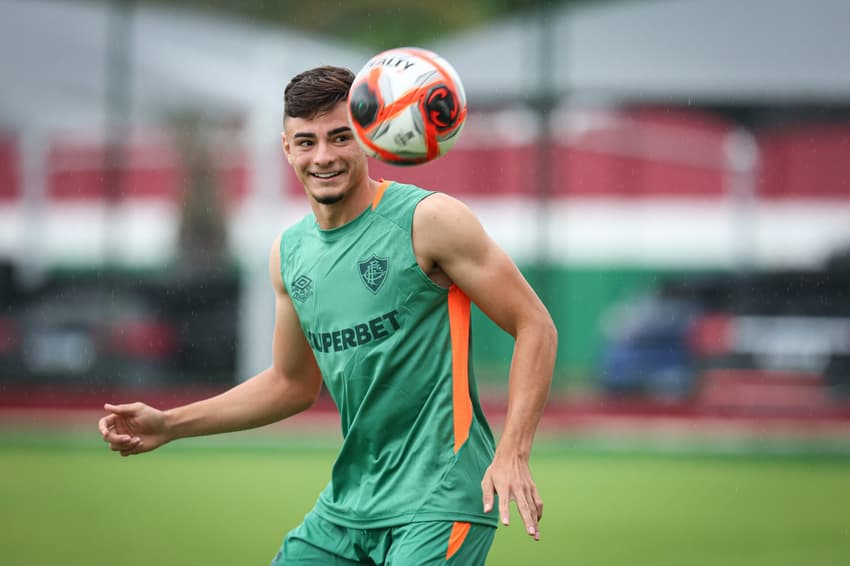 Felipe Andrade em treino do Fluminense no CT Carlos Castilho