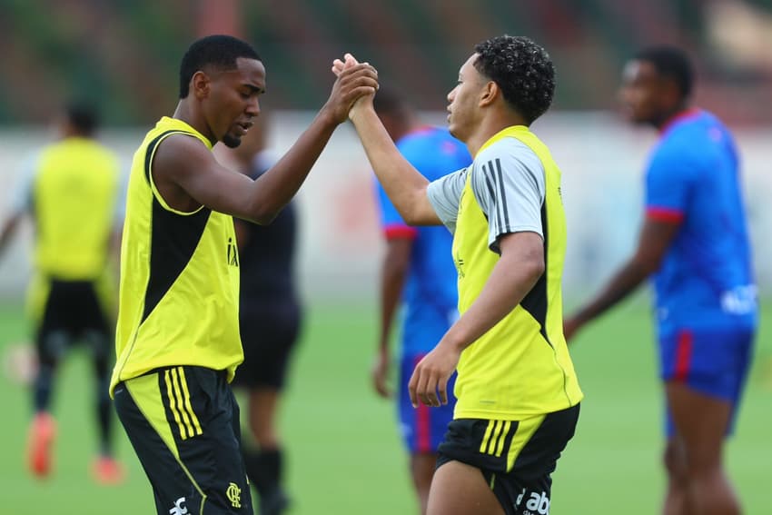 Flamengo x Maricé em jogo-treino (foto: Gilvan de Souza / CRF)