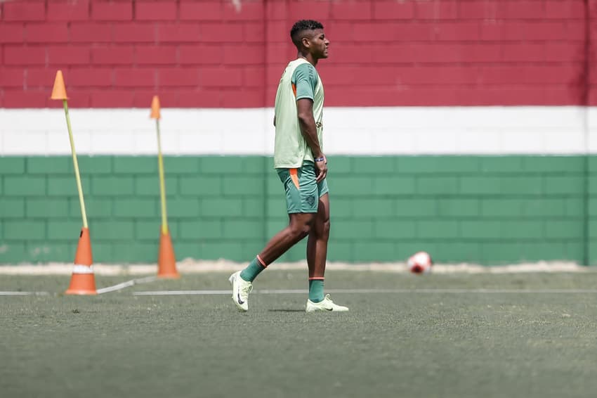 Hércules treina no Fluminense de olho no duelo contra o Madureira