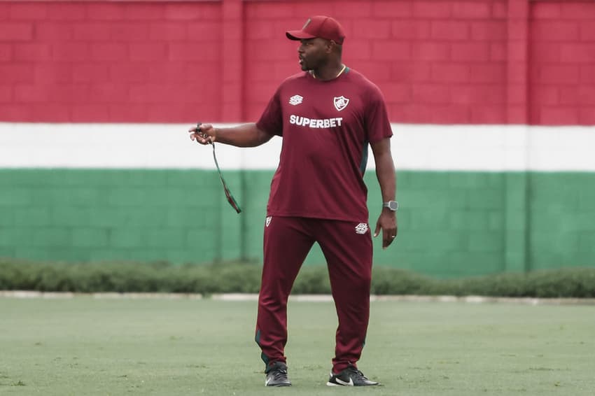 Marcão comanda treino do Fluminense antes do confronto com Volta Redonda, pelo Campeonato Carioca