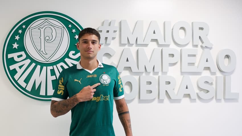 Palmeiras anuncia Emiliano