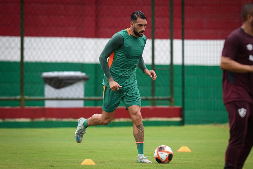 Reforço de 2025, Juan Freytes treina no CT Carlos Castilho com o Fluminense