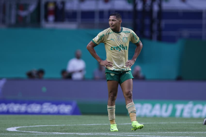 Rony lamenta jogada em confronto entre Palmeiras e Fluminense, pelo Brasileirão