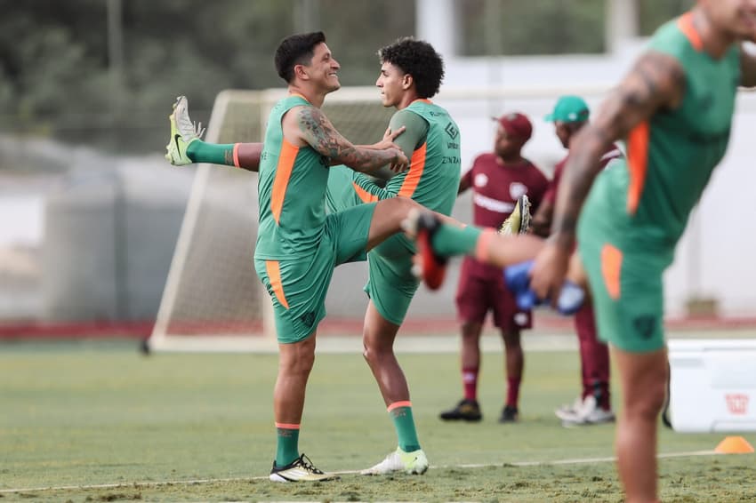 Titular contra a Portuguesa, Cano participa de treino no Fluminense