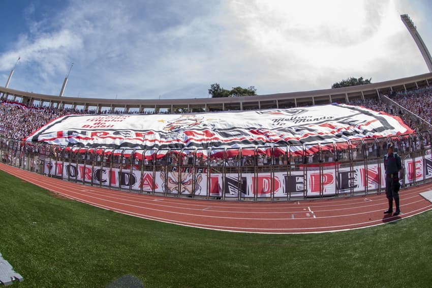 Torcida do São Paulo presente no Pacaembu na final da Copinha