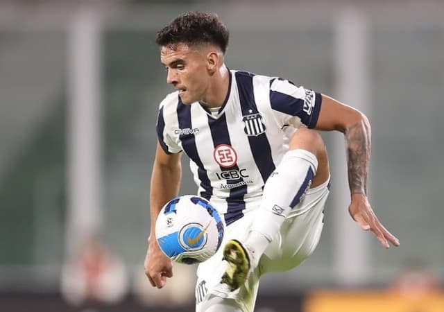 Enzo Díaz atuou pelo Talleres entre 2019 e 2022