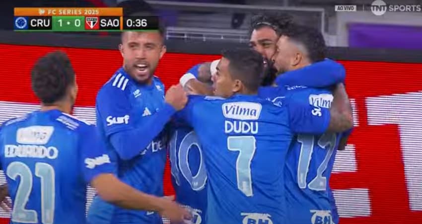 Cruzeiro marca gol contra o São Paulo com apenas 30 segundo no FC Series