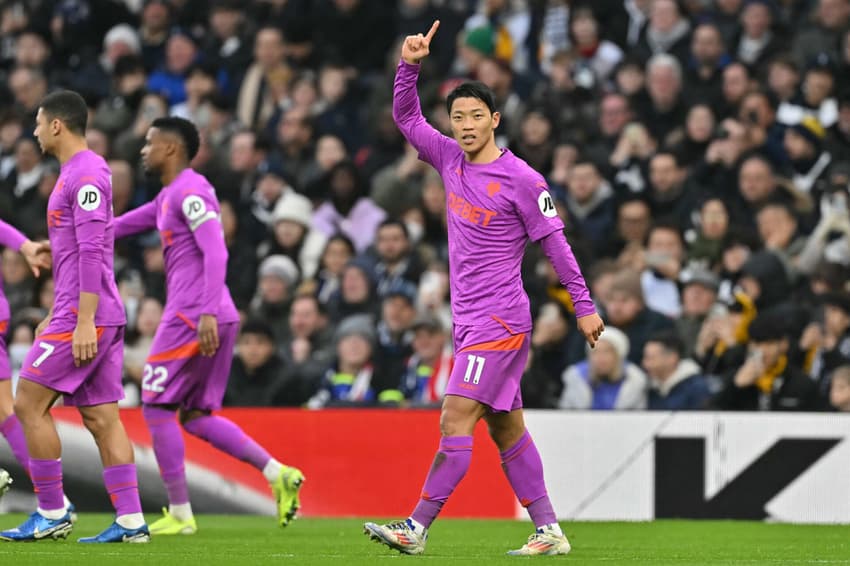 Pela Premier League, Wolverhampton e Nottingham Forest duelam nesta segunda-feira; confira os destaques dos jogos de hoje (Foto: Glyn KIRK / AFP) 