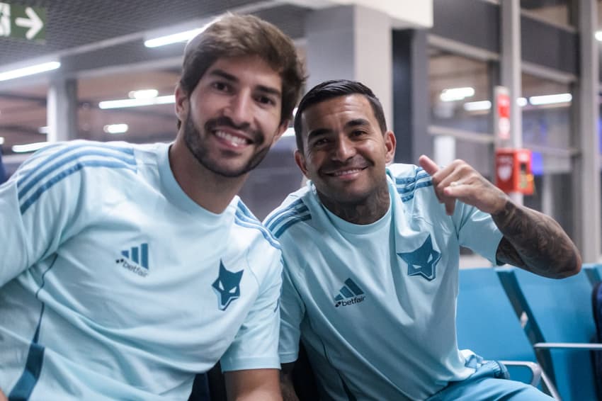 Lucas Silva e Dudu viajaram para a pré-temporada do Cruzeiro