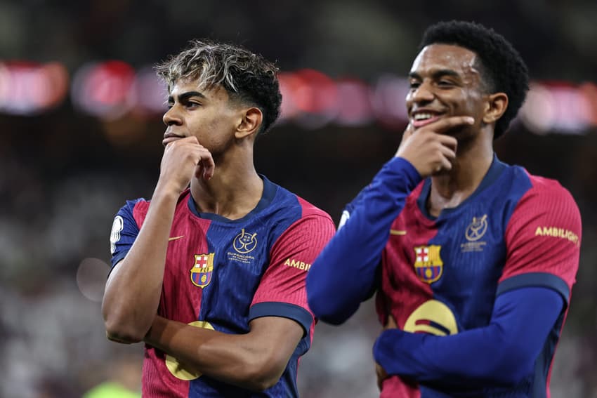 Yamal comemora gol pelo Barcelona contra o Real Madrid, pela Supercopa da Espanha (Foto: Fadel Senna/AFP)