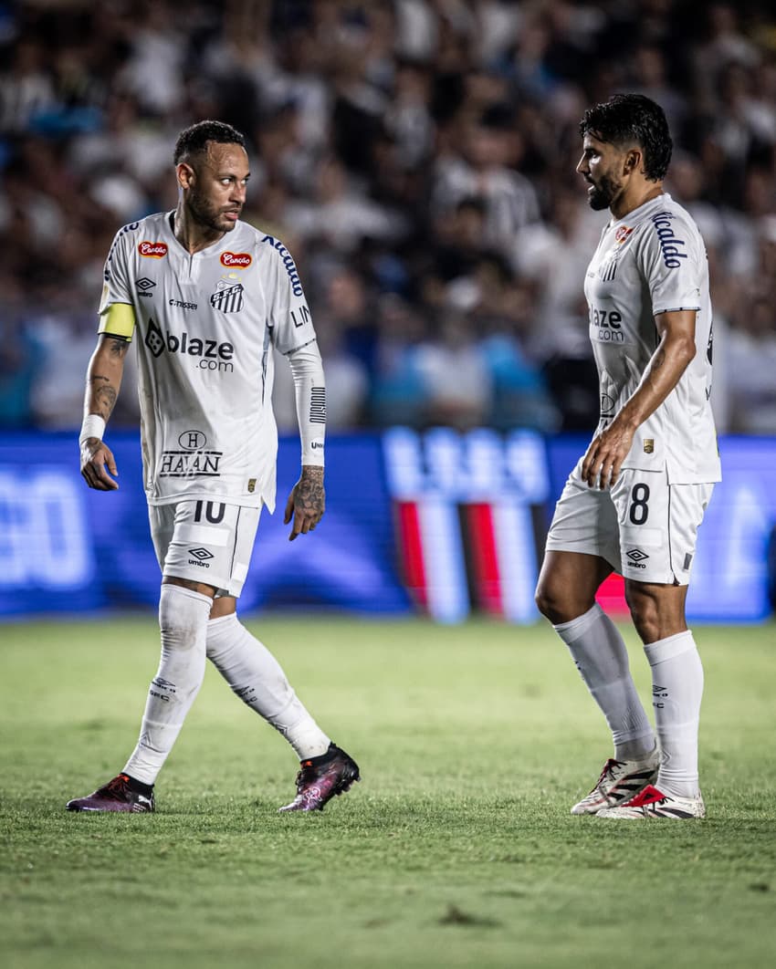 Neymar atuou na segunda etapa em sua reestreia pelo Santos no Paulistão