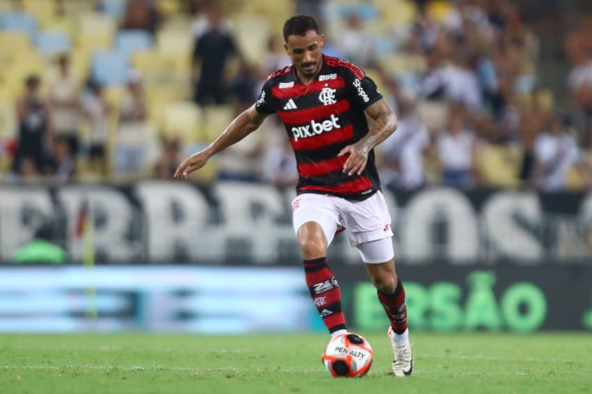 Danilo em campo pelo Flamengo (Foto: Gilvan de Souza/Flamengo)