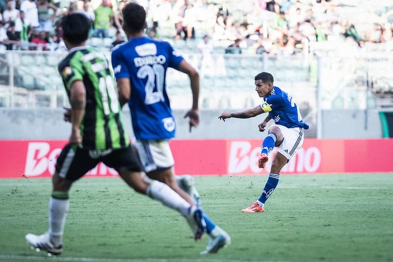 Volante Lucas Romero, do Cruzeiro (Foto: Gustavo Aleixo/Cruzeiro)