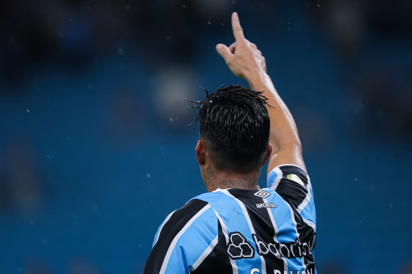 Já classificado para as semifinais do Campeonato Gaúcho, Grêmio fecha a primeira fase diante do Ypiranga (Foto: Maxi Franzoi/AGIF)