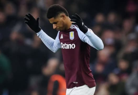 Rashford em sua estreia pelo Aston Villa (Foto: Reprodução/Instagram)