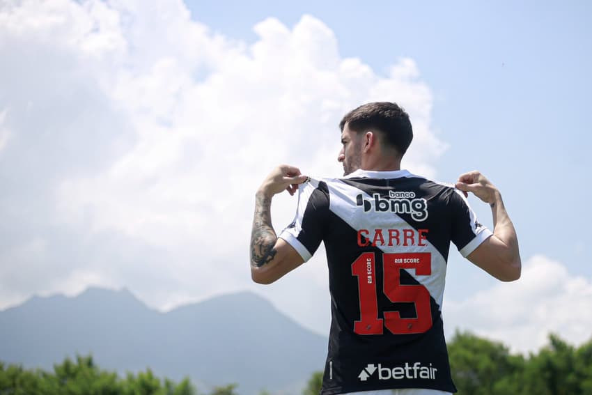 Atacante Benjamín Garré foi oficializado no Vasco