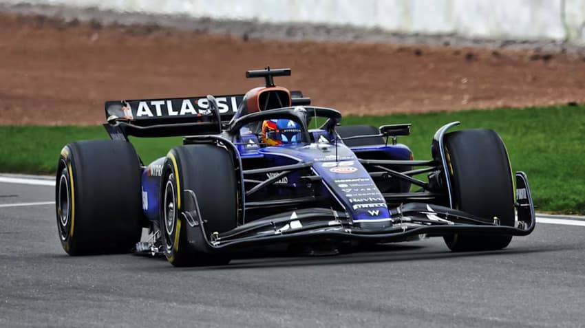 Carlos Sainz em teste com a Williams (Foto: reprodução/F1)