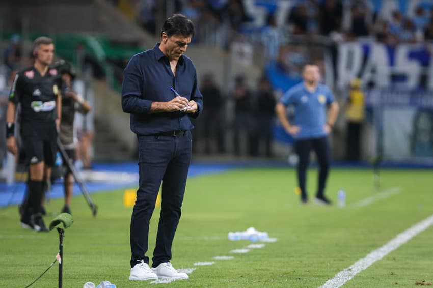 Gustavo Quinteros, técnico do Grêmio