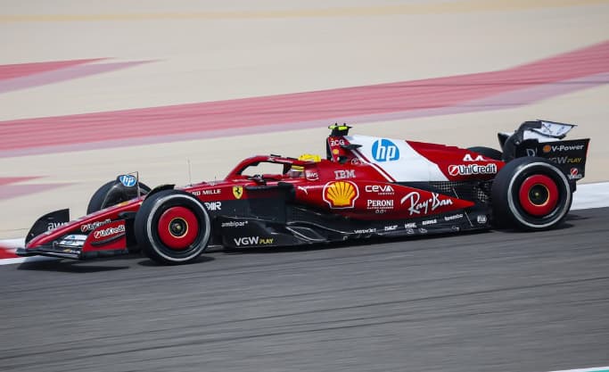 lewis-hamilton-ferrari-pre-temporada-f1-2025