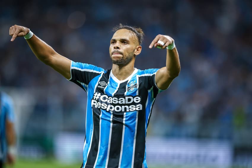 Braithwaite comemora gol pelo Grêmio. (Foto: Lucas Uebel/Grêmio FBPA)