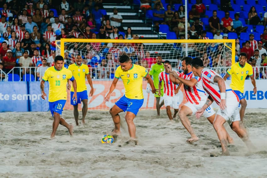 brasil-paraguai-futebol-de-areia-copa-america