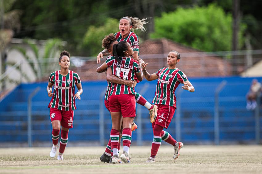 Ferj divulga calendário do futebol feminino para 2025.