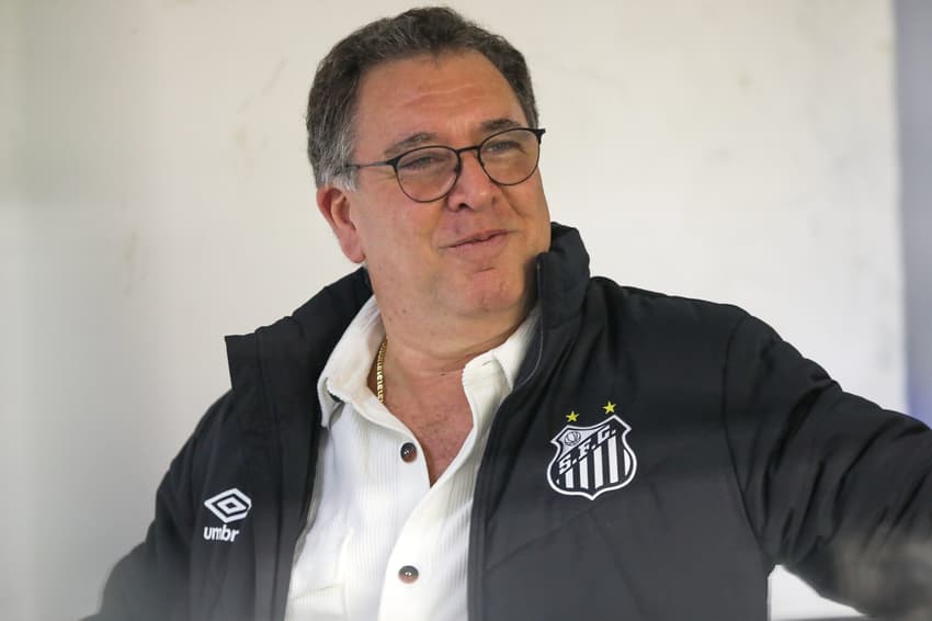 Marcelo Teixeira explica ausência de Neymar no clássico contra o Corinthians na semi do Paulistão. (Foto: Reinaldo Campos/AGIF)