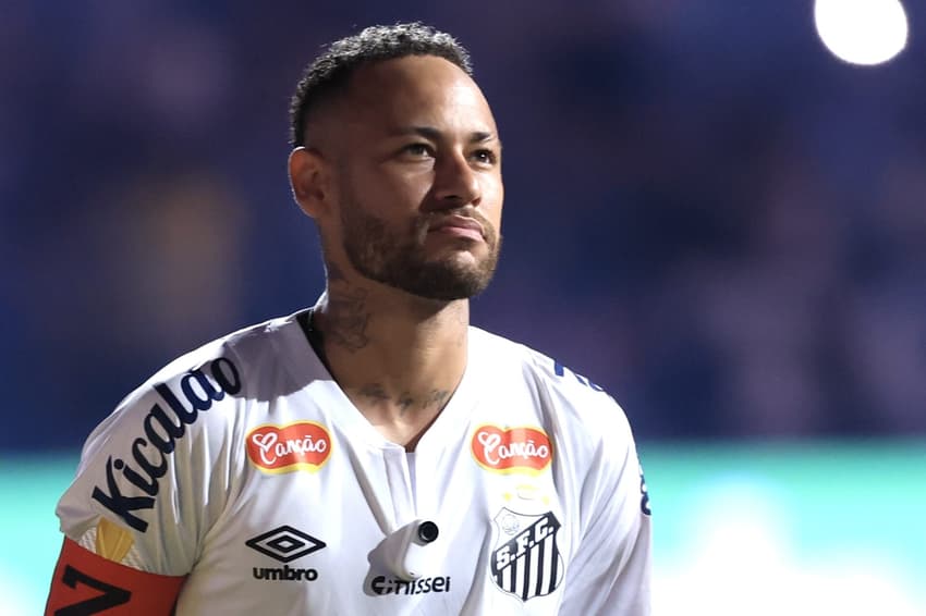 Neymar vai jogar o segundo clássico no retorno ao Santos; encara o Corinthians no próximo domingo (09) (Foto: Marcello Zambrana/AGIF)