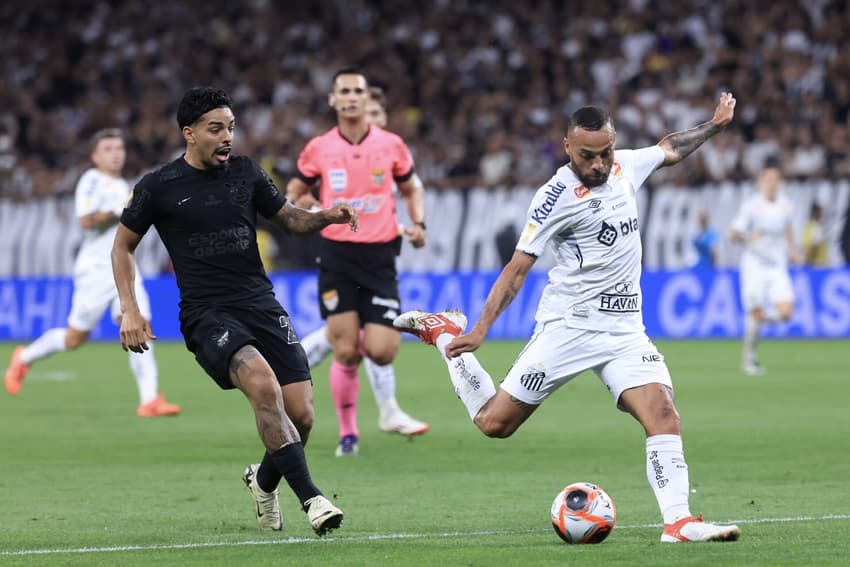 Titular na derrota para o Corinthians na semifinal, o atacante Guilherme é o artilheiro do Paulistão com 10 gols. (Foto: Marcello Zambrana/AGIF)