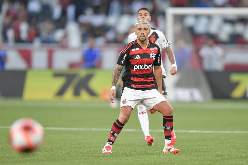 Arrascaeta em Vasco x Flamengo. (Foto: Thiago Ribeiro/AGIF)