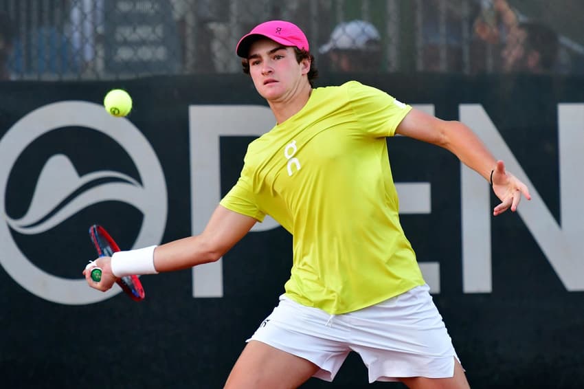 João Fonseca em treino no Rio Open