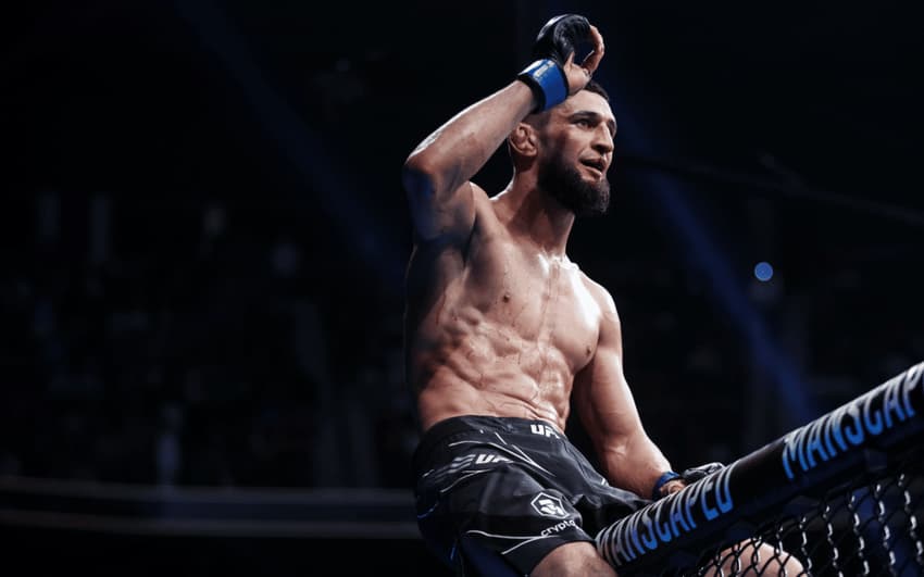 Khamzat Chimaev, sensação do UFC e torcedor do Flamengo (Foto: Divulgação / UFC)