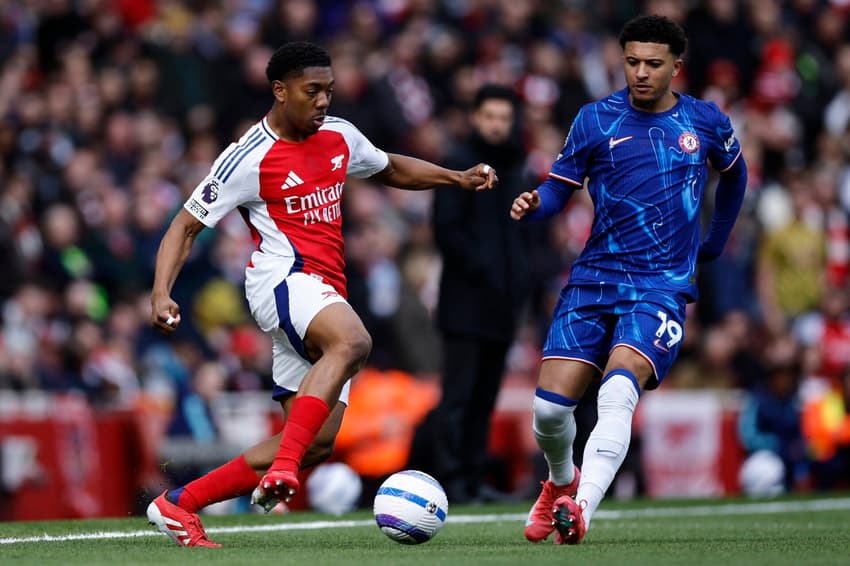 Arsenal e Chelsea se enfrentam pela Premier League