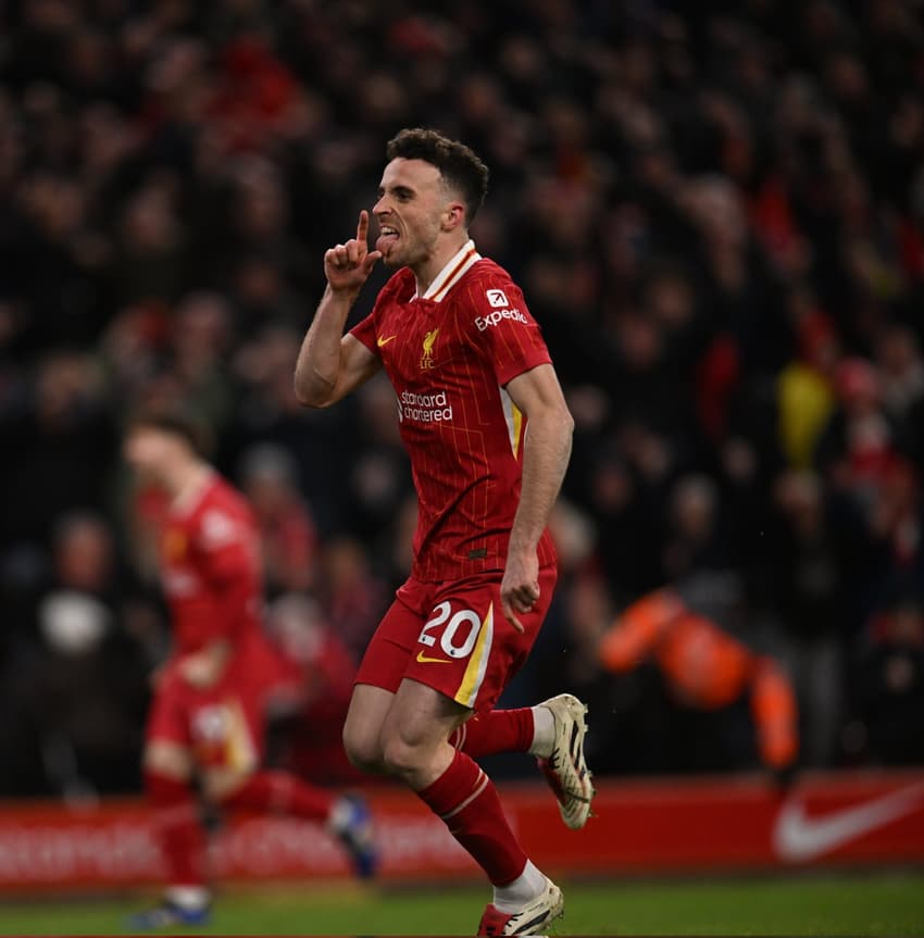 Diogo Jota pode ser utilizado pelo Liverpool para contratar jogador da Seleção Brasileira
