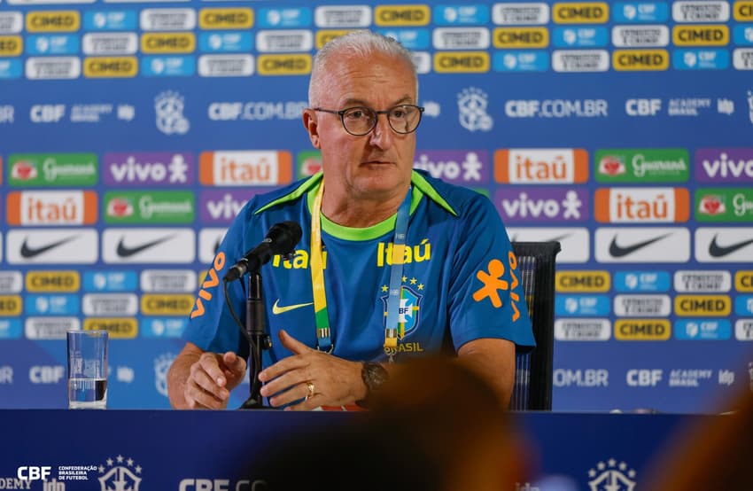 Dorival Júnior fez mistério, mas escalação da Seleção deve mesmo ter João Pedro