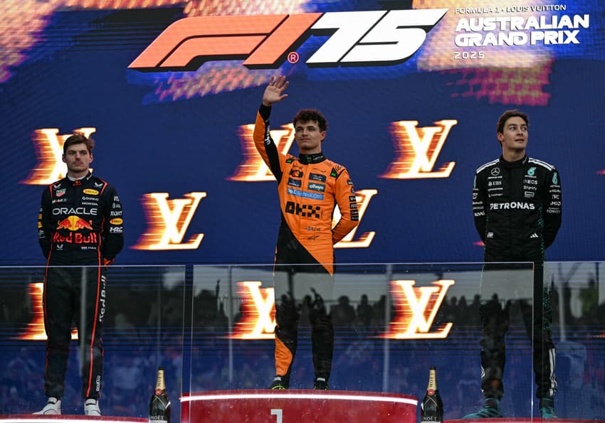 AUTO-PRIX-F1-AUS-PODIUM