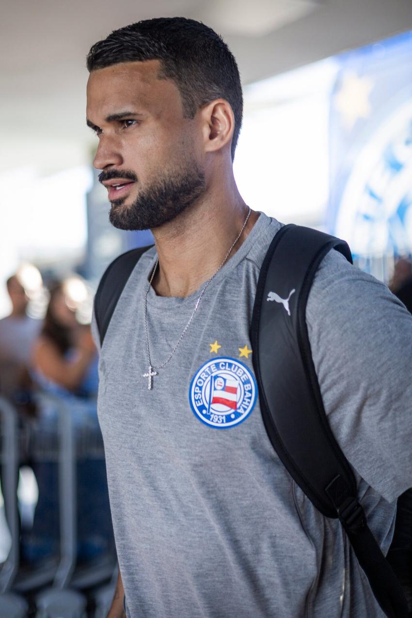 Willian José a caminho do Allianz Parque Foto: Rafael Rodrigues / EC Bahia