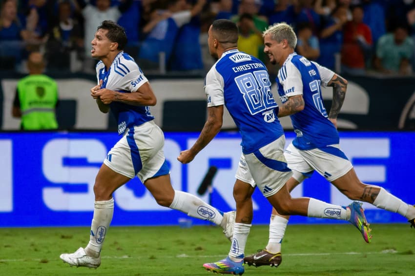 Cruzeiro x Bahia pelo Brasileirão